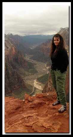 Zion's Observation Point Trai: Mary Cisneros at the viewpointl